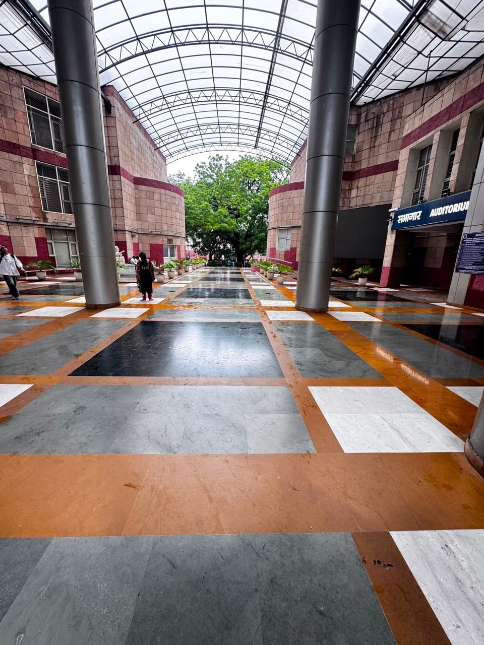 ABVIMS & Dr. Ram Manohar Lohia Hospital campus, New Delhi